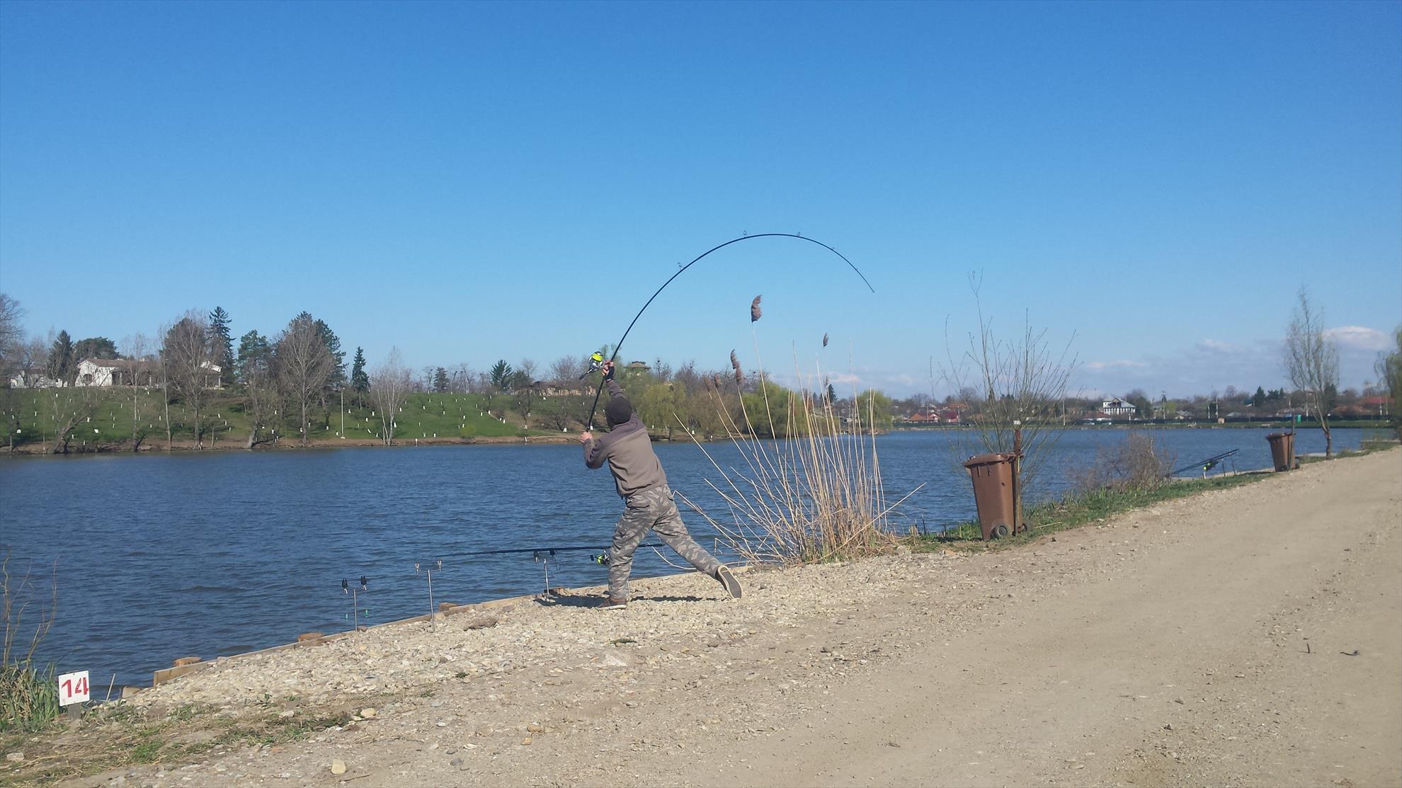 Hermes Peris 3 - 4 apr. - 2015040410072715.jpg